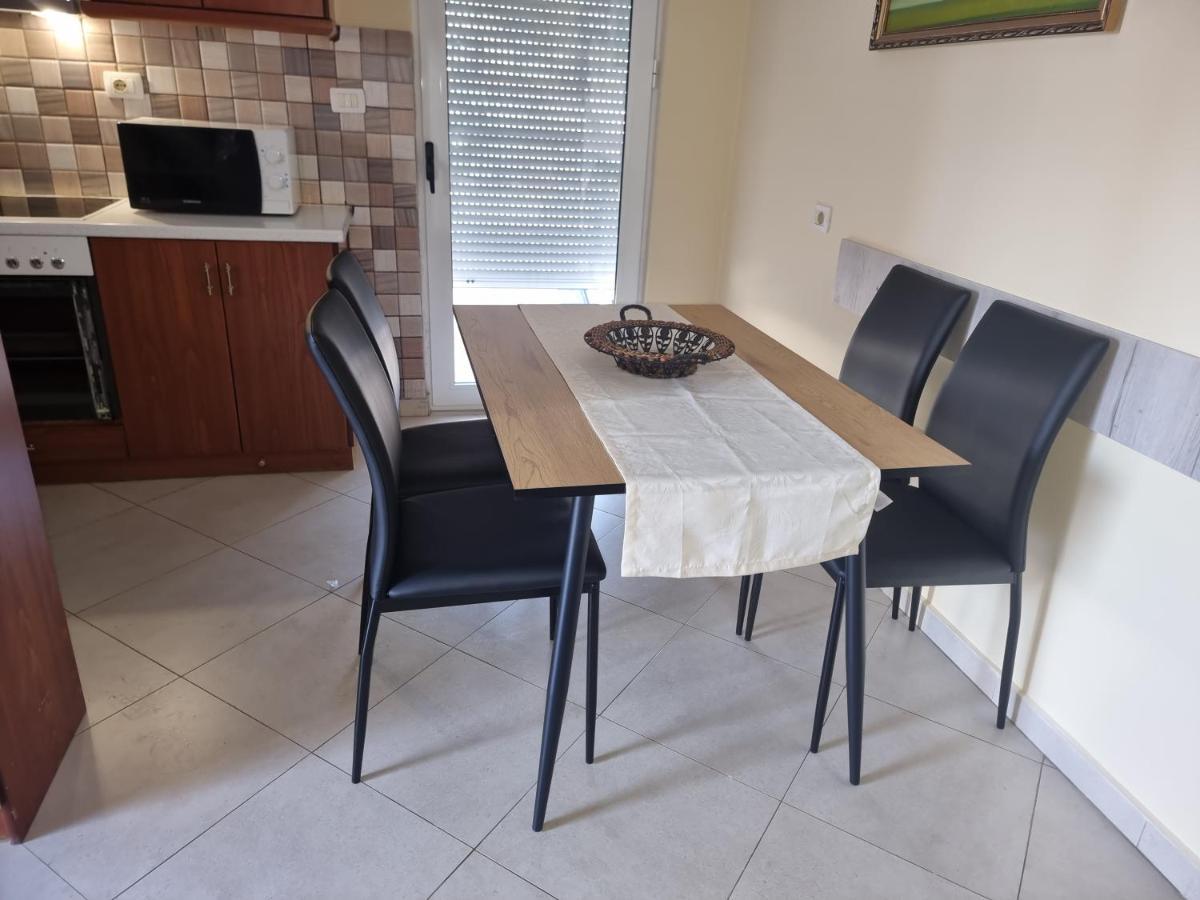 City Center Apartment 1 Σαράντα Εξωτερικό φωτογραφία